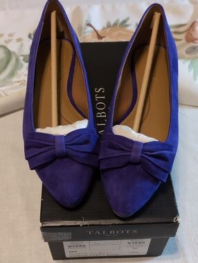 Talbots Deep Purple Suede Pointed-Toe Flats with Bow. Sz 9M NIB